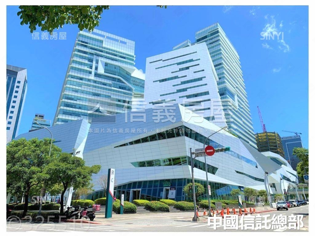 美麗香朵面中庭房屋室內格局與周邊環境