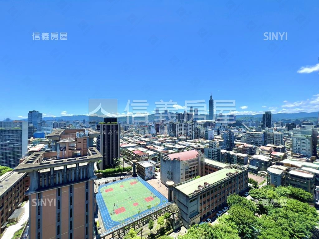 小巨蛋高樓景觀三房車位房屋室內格局與周邊環境