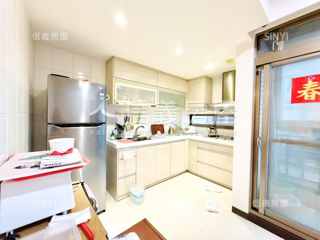 稀有喆園＊景觀大空間房屋室內格局與周邊環境