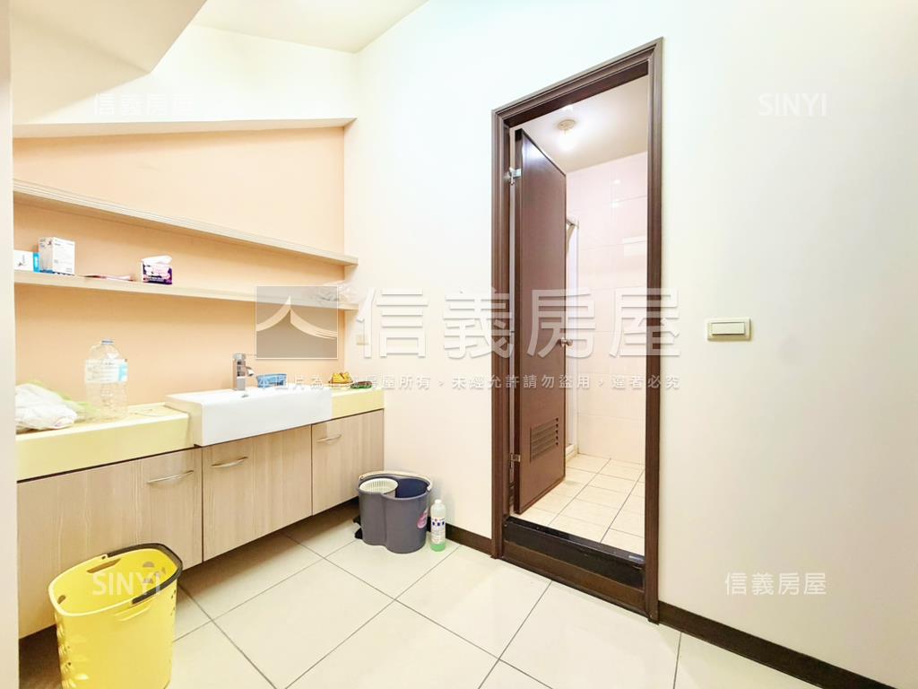 稀有喆園＊景觀大空間房屋室內格局與周邊環境