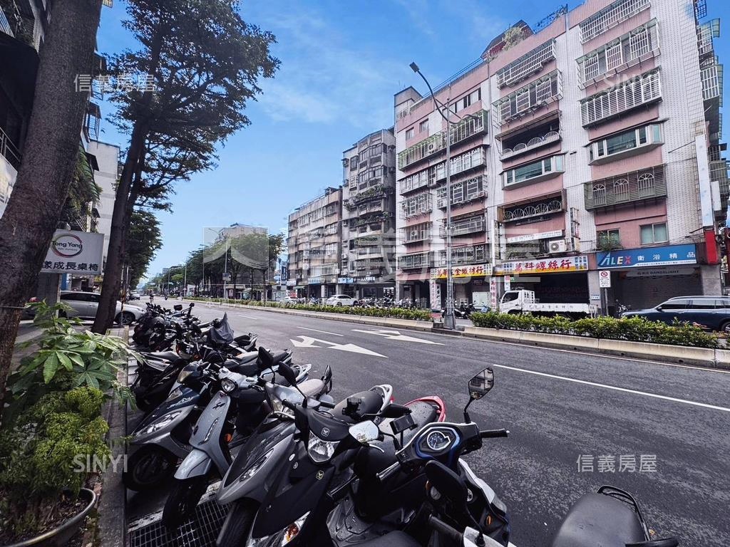 南海逸園近廈安捷運站店面房屋室內格局與周邊環境