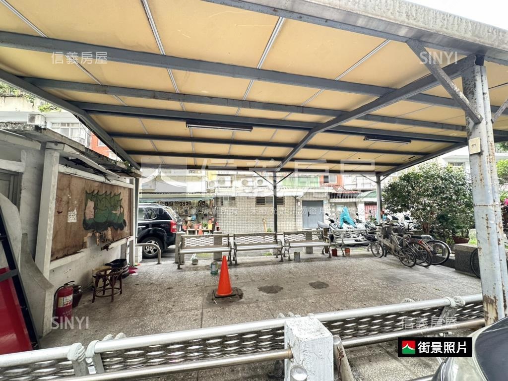 專任小碧潭站２樓靜謐美宅房屋室內格局與周邊環境