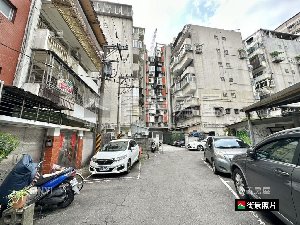專任小碧潭站２樓靜謐美宅房屋室內格局與周邊環境