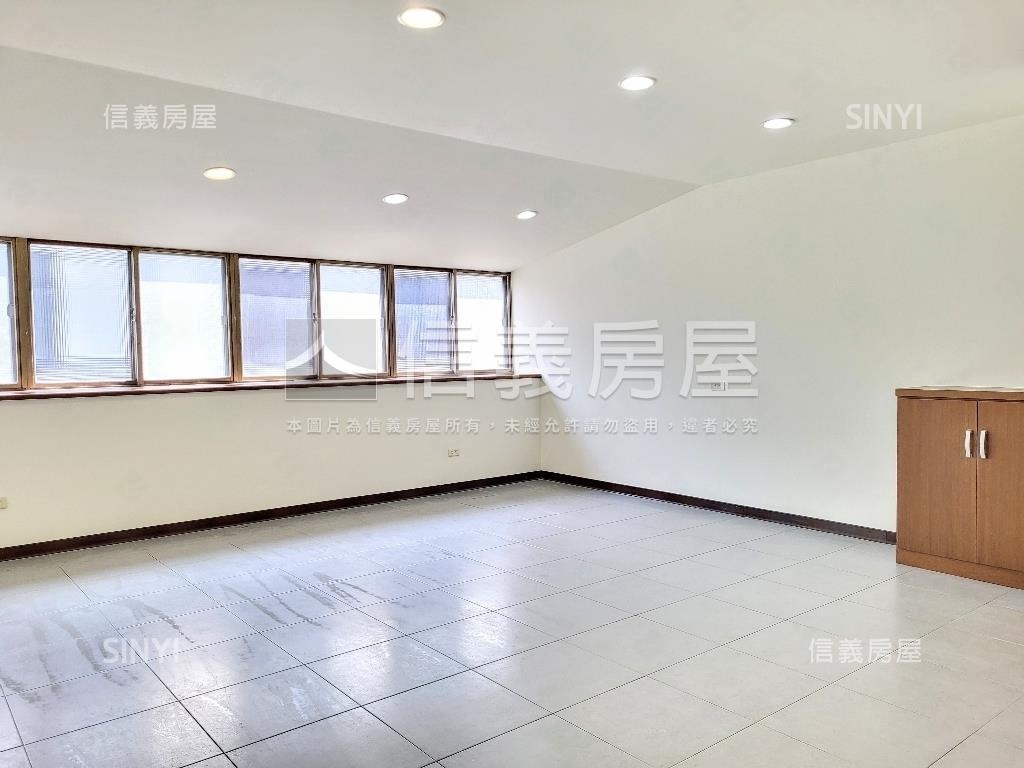 大直江山美裝潢樓中樓房屋室內格局與周邊環境