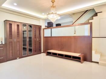 美麗華樓中樓附車位