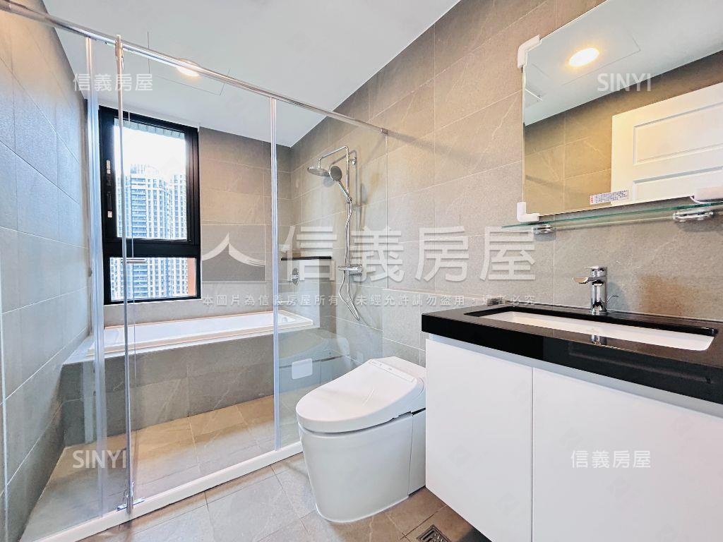 昭揚天寬優景觀四房雙車位房屋室內格局與周邊環境