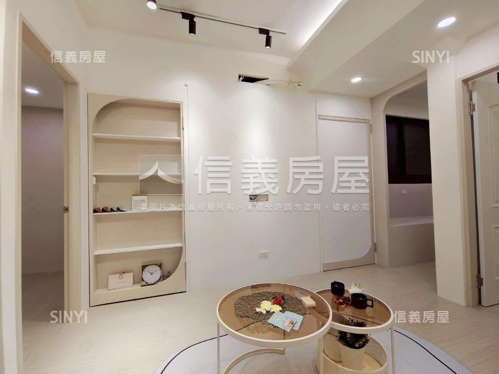迴龍捷運精美三樓房屋室內格局與周邊環境