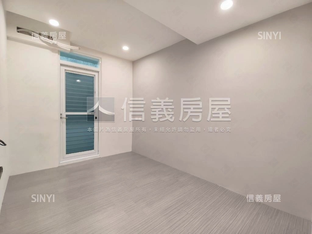 迴龍捷運精美三樓房屋室內格局與周邊環境