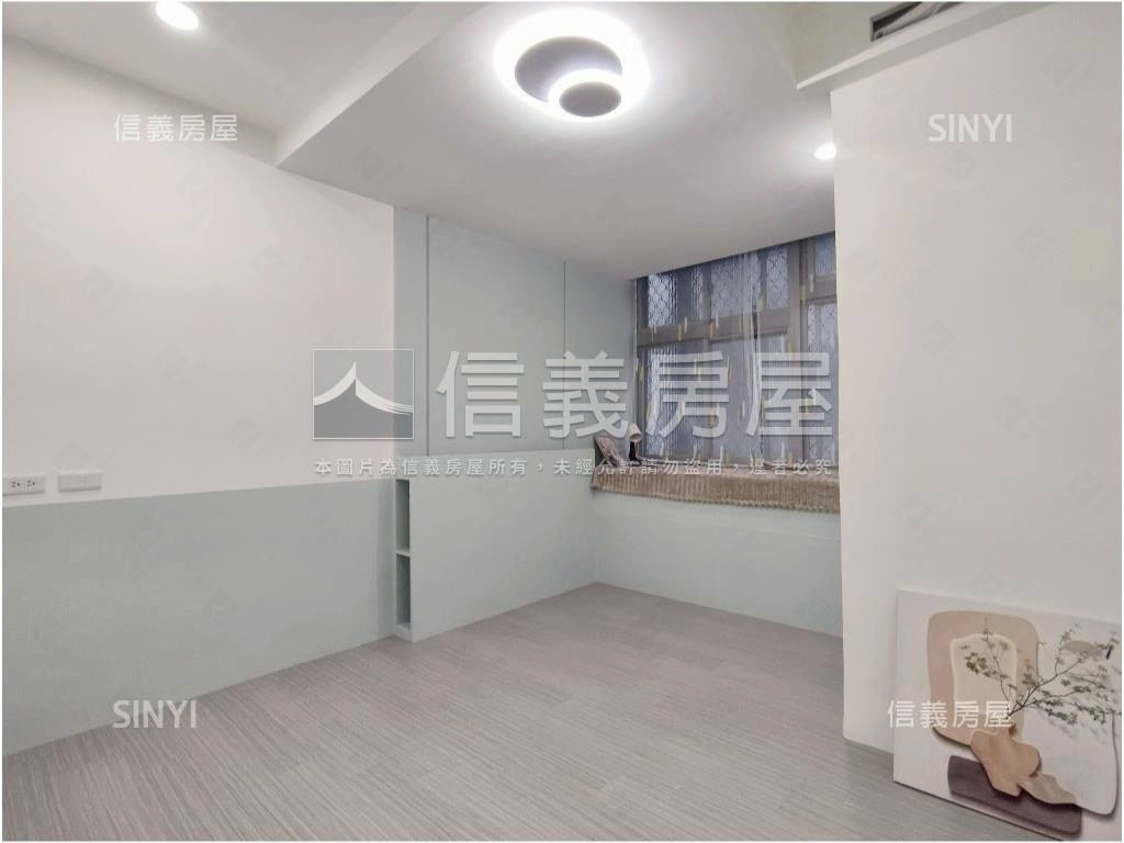 迴龍捷運精美三樓房屋室內格局與周邊環境