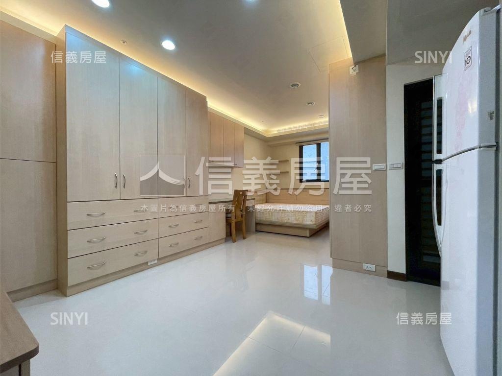 專任英倫稀有大套房房屋室內格局與周邊環境
