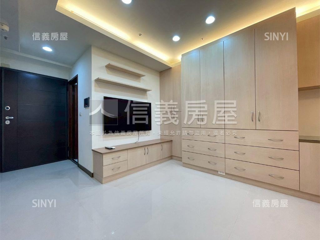 專任英倫稀有大套房房屋室內格局與周邊環境