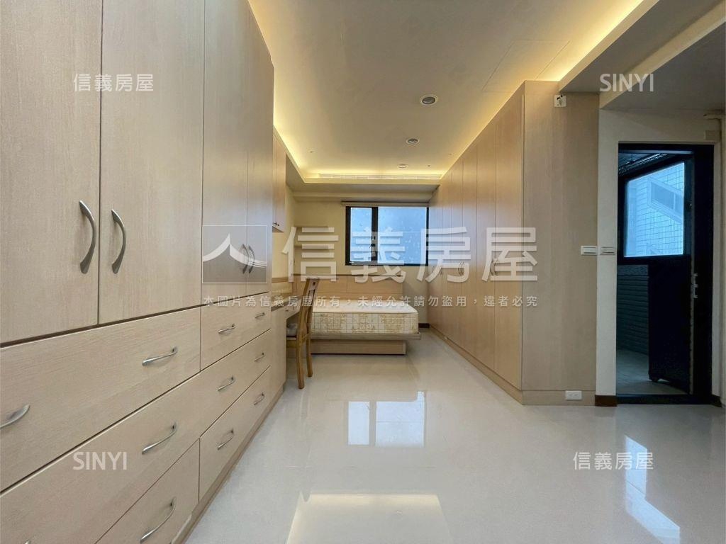 專任英倫稀有大套房房屋室內格局與周邊環境