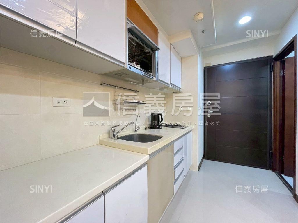 專任英倫稀有大套房房屋室內格局與周邊環境