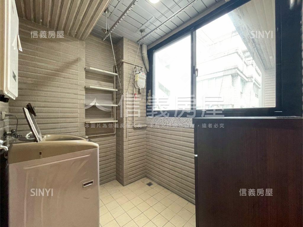 專任英倫稀有大套房房屋室內格局與周邊環境