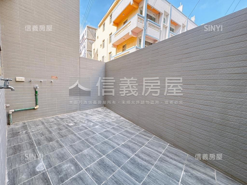 全新完工間間套房臨路墅Ｂ房屋室內格局與周邊環境