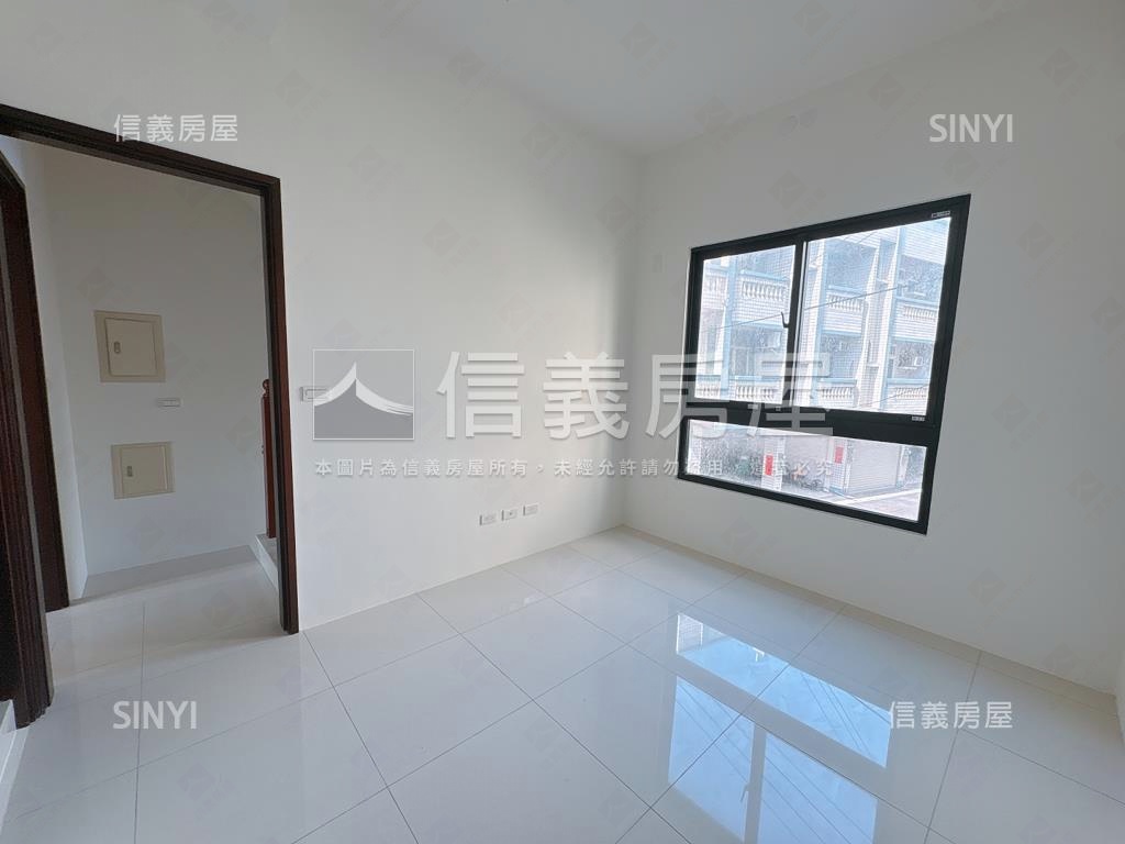 全新完工間間套房臨路墅Ｂ房屋室內格局與周邊環境