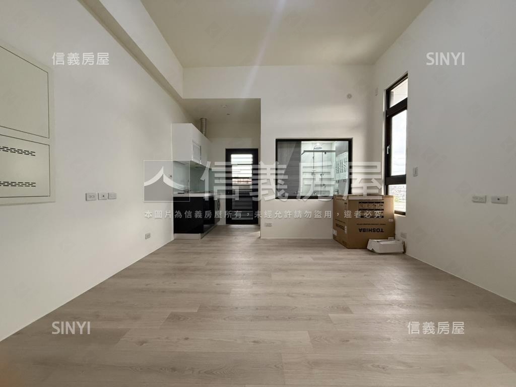 江翠首購置產挑高套房車位房屋室內格局與周邊環境