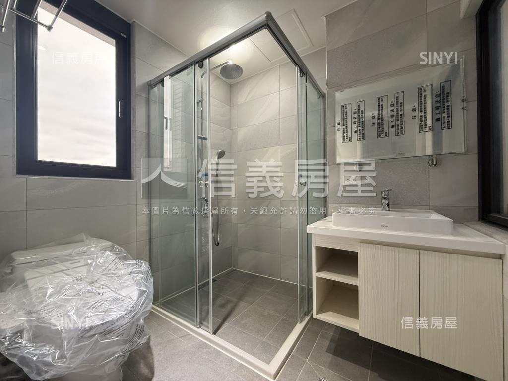 江翠首購置產挑高套房車位房屋室內格局與周邊環境