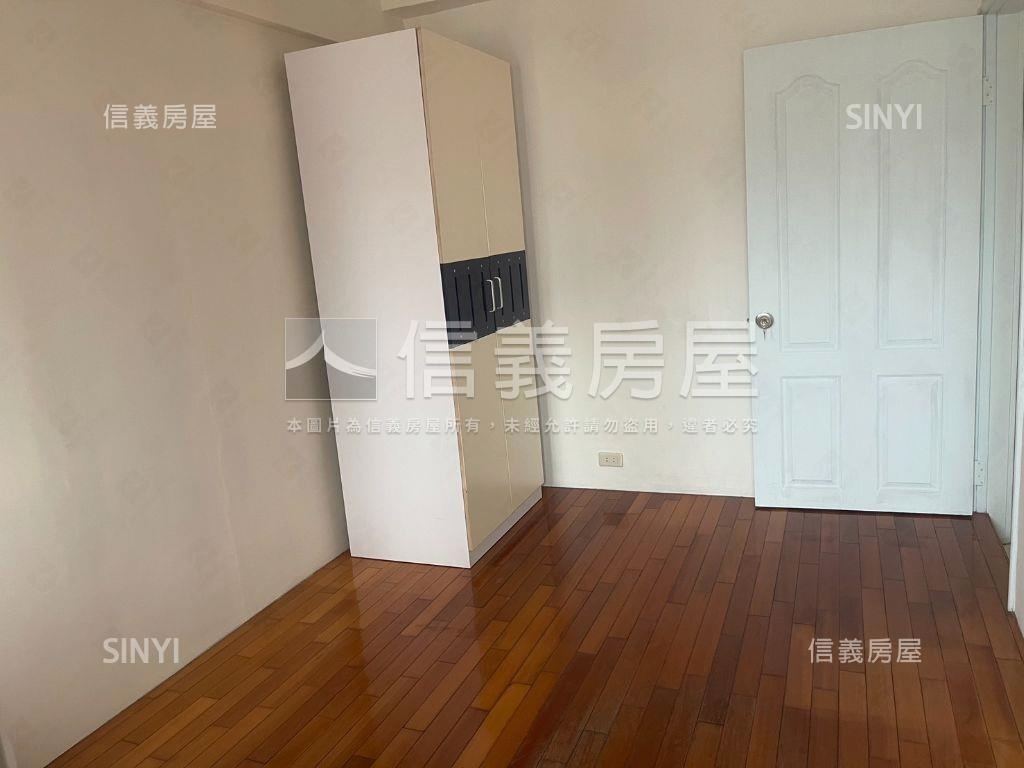 小港康莊世家靓三房房屋室內格局與周邊環境