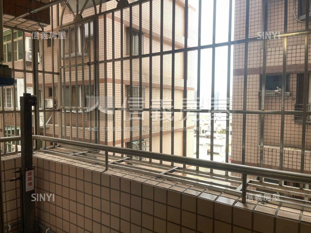 小港康莊世家靓三房房屋室內格局與周邊環境