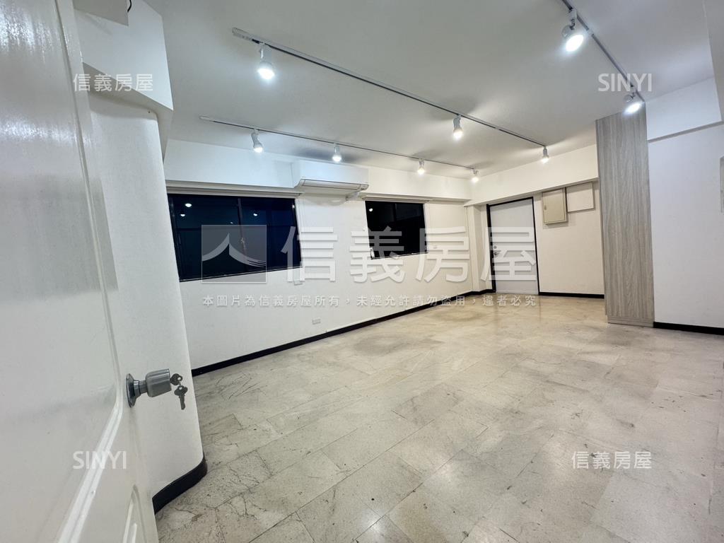 中正１０１夜景邊間大戶房屋室內格局與周邊環境
