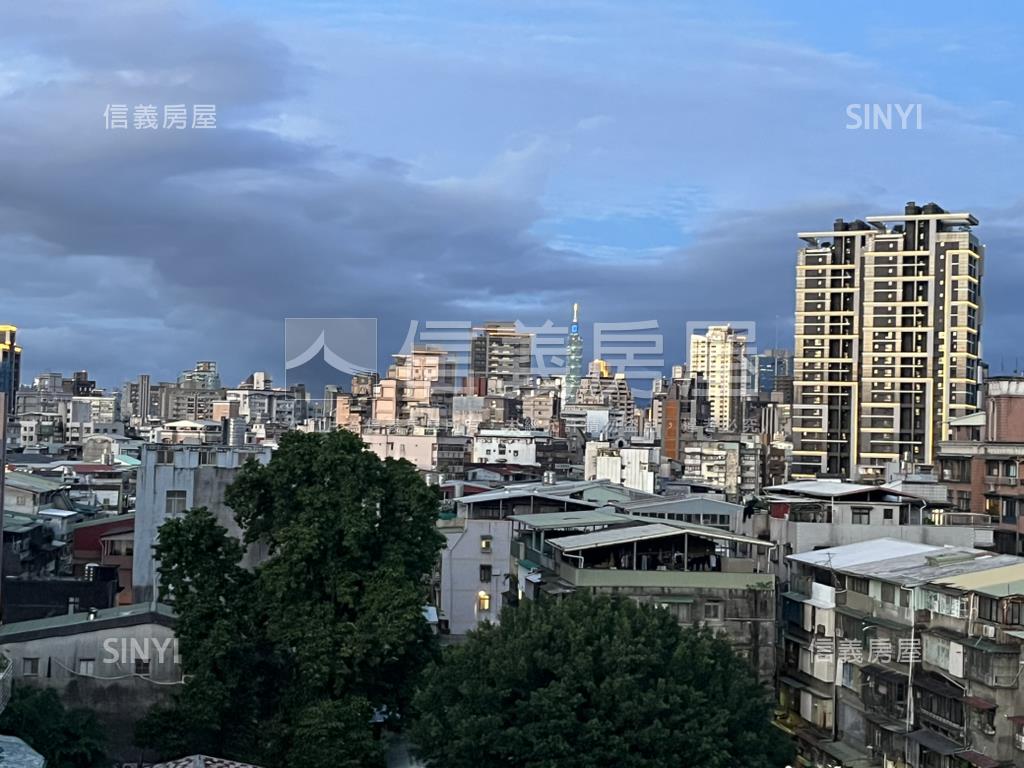 中正１０１夜景邊間大戶房屋室內格局與周邊環境