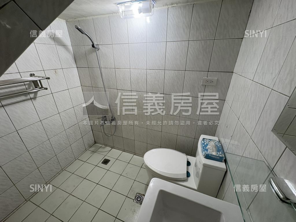 近彰泰國中優質美墅房屋室內格局與周邊環境