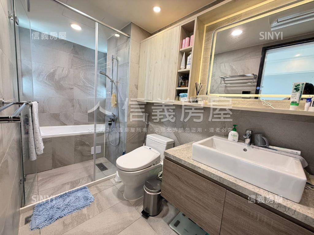 青埔高鐵南青山３房雙車位房屋室內格局與周邊環境