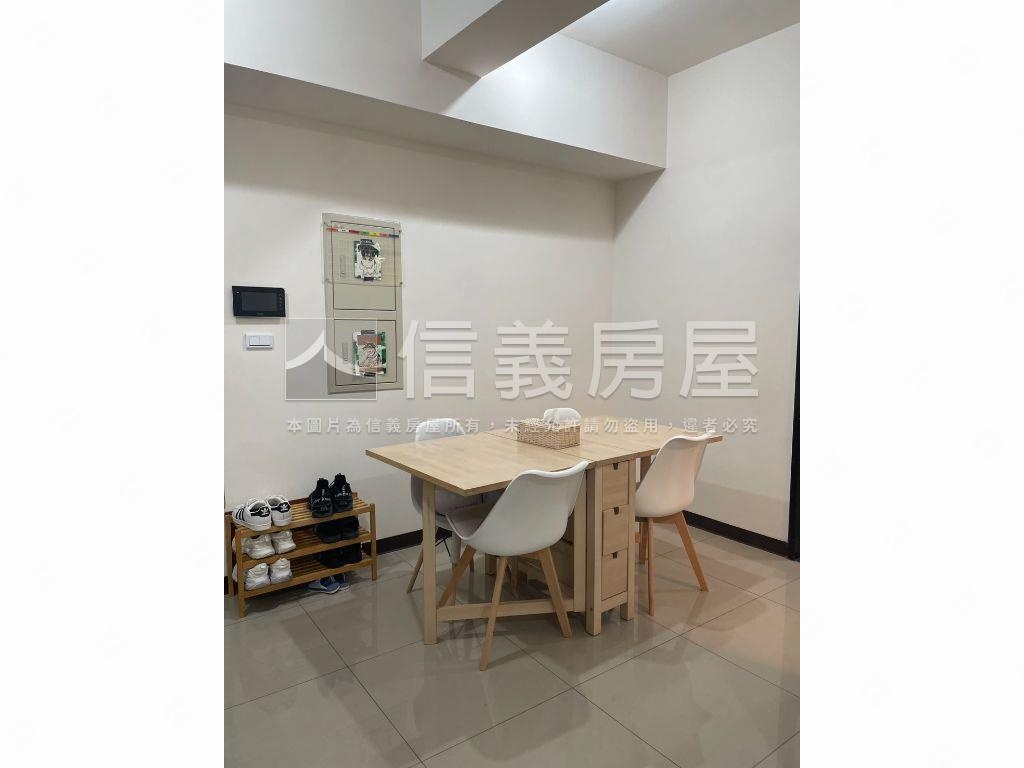 花漾城兩房平面車位房屋室內格局與周邊環境