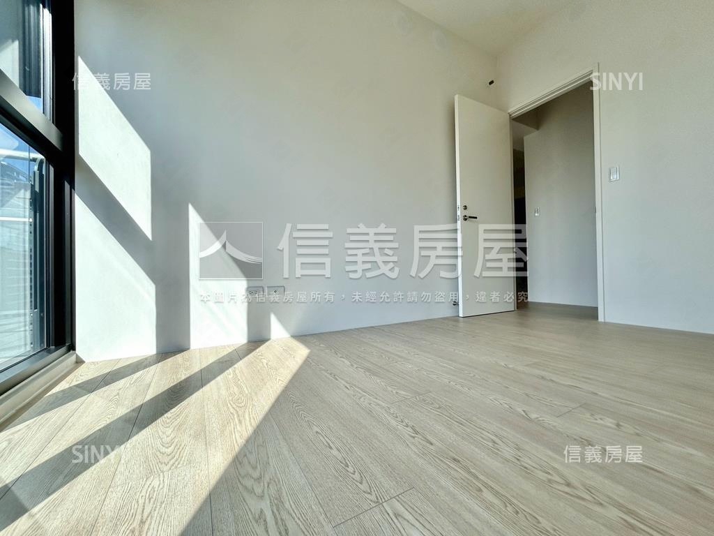 寶輝面公園雙平車莊園房屋室內格局與周邊環境