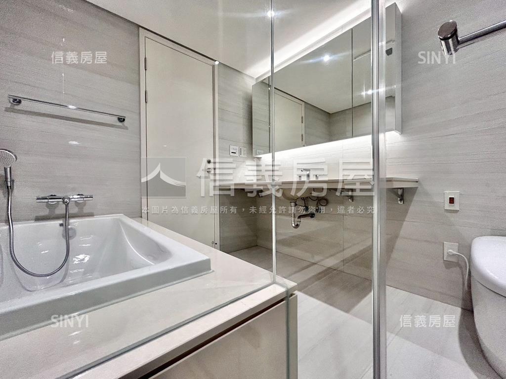 寶輝面公園雙平車莊園房屋室內格局與周邊環境