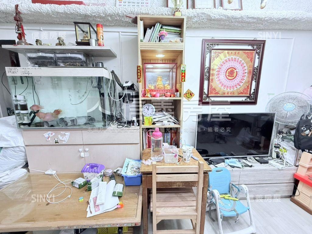 近南勢角捷運鋼骨溫馨美宅房屋室內格局與周邊環境