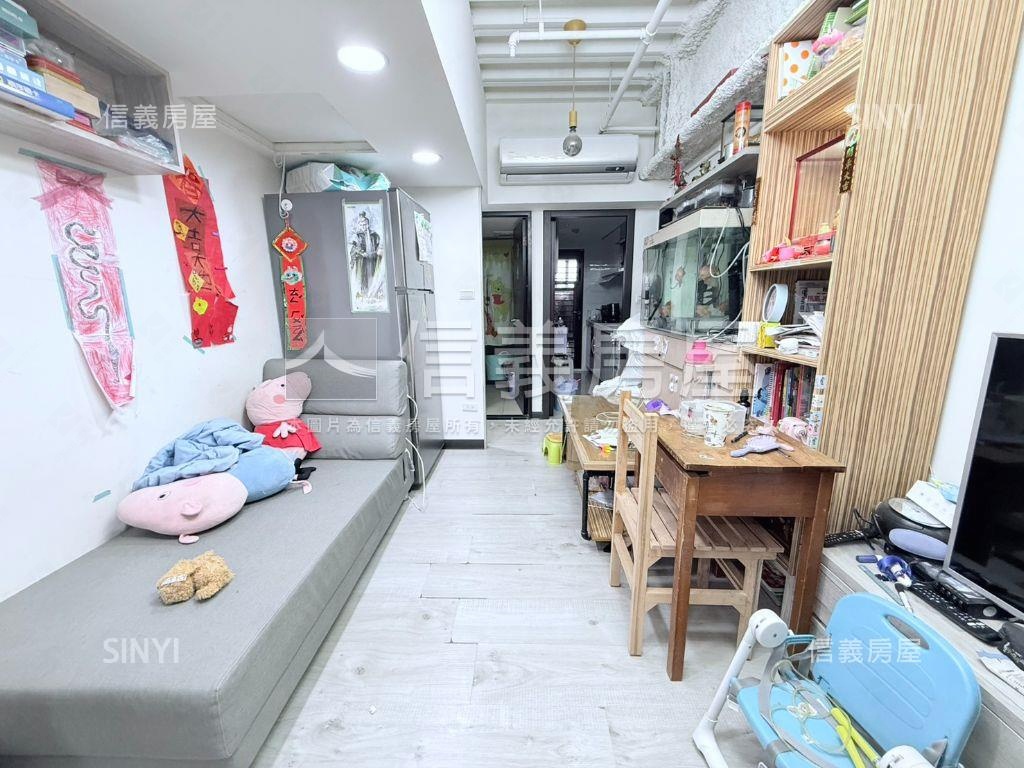 近南勢角捷運鋼骨溫馨美宅房屋室內格局與周邊環境