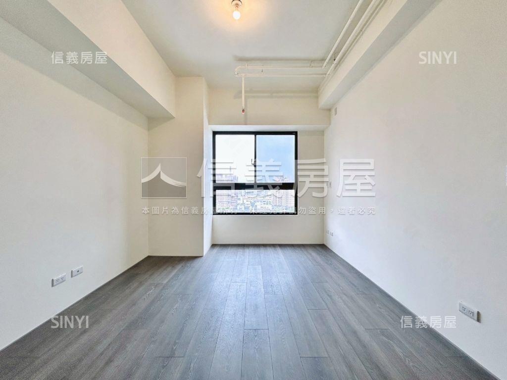 國泰ＰＬＵＳ視野三房平車房屋室內格局與周邊環境