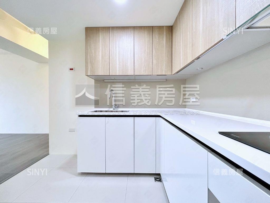 國泰ＰＬＵＳ視野三房平車房屋室內格局與周邊環境