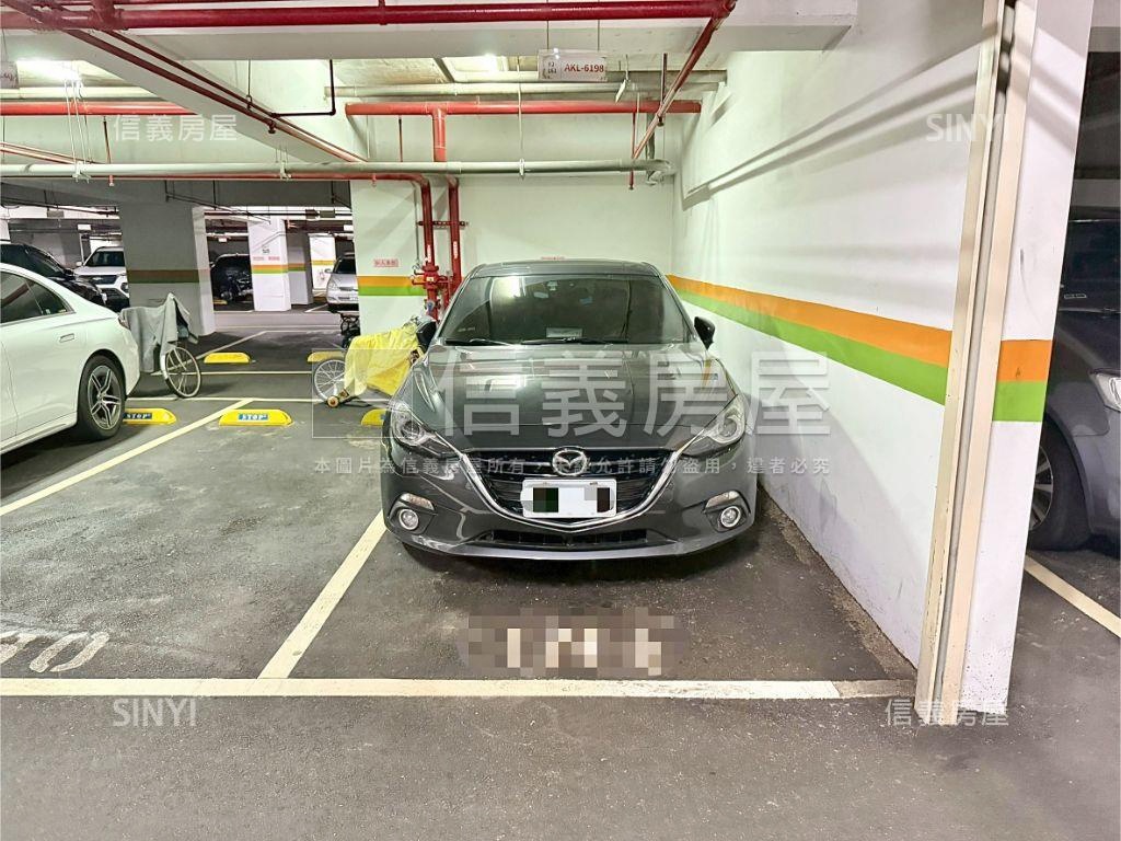 西班牙水花園稀有２房車位房屋室內格局與周邊環境