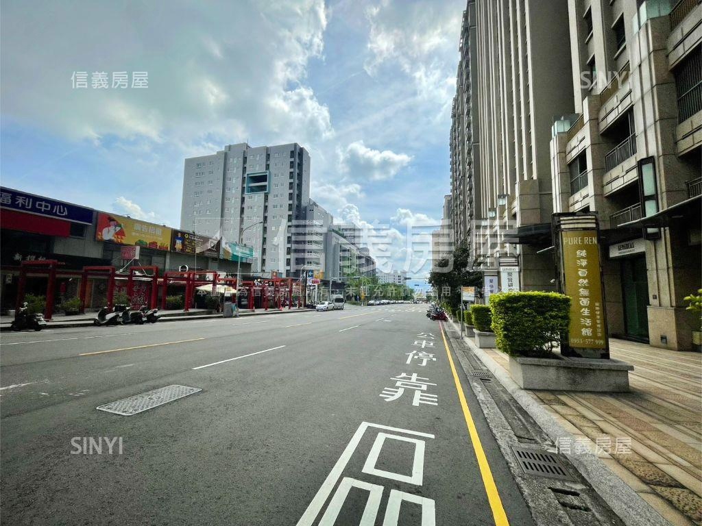 新杜拜國安熱鬧商圈店面房屋室內格局與周邊環境