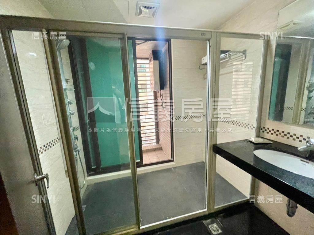 店長推薦！新杜拜臨路店面房屋室內格局與周邊環境