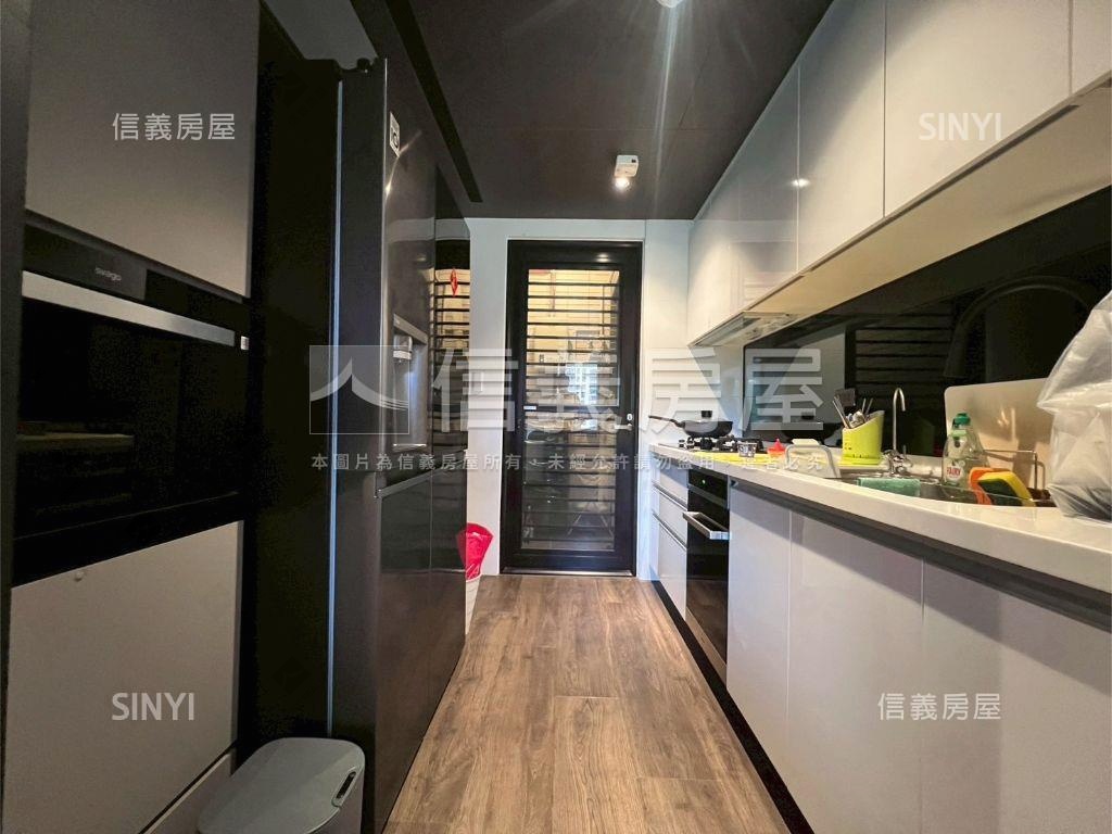 青曦流域高質感裝潢平車房屋室內格局與周邊環境