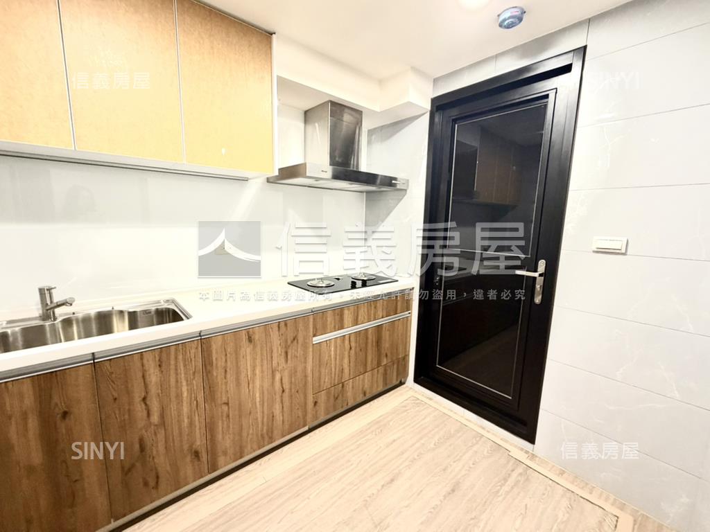 Ａ９兩房平面車位珍藏戶房屋室內格局與周邊環境