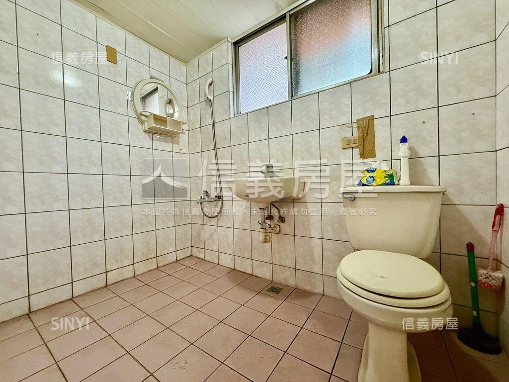 必看!近樂群國小美寓２樓房屋室內格局與周邊環境