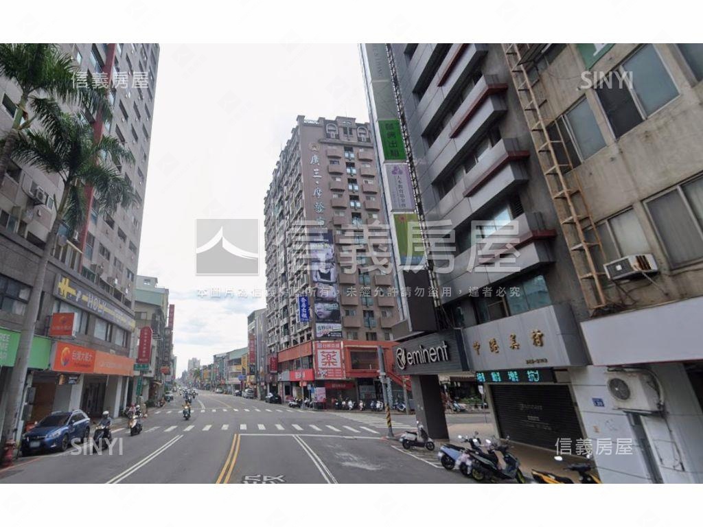 ｛角店｝近ＳＯＧＯ美村路房屋室內格局與周邊環境