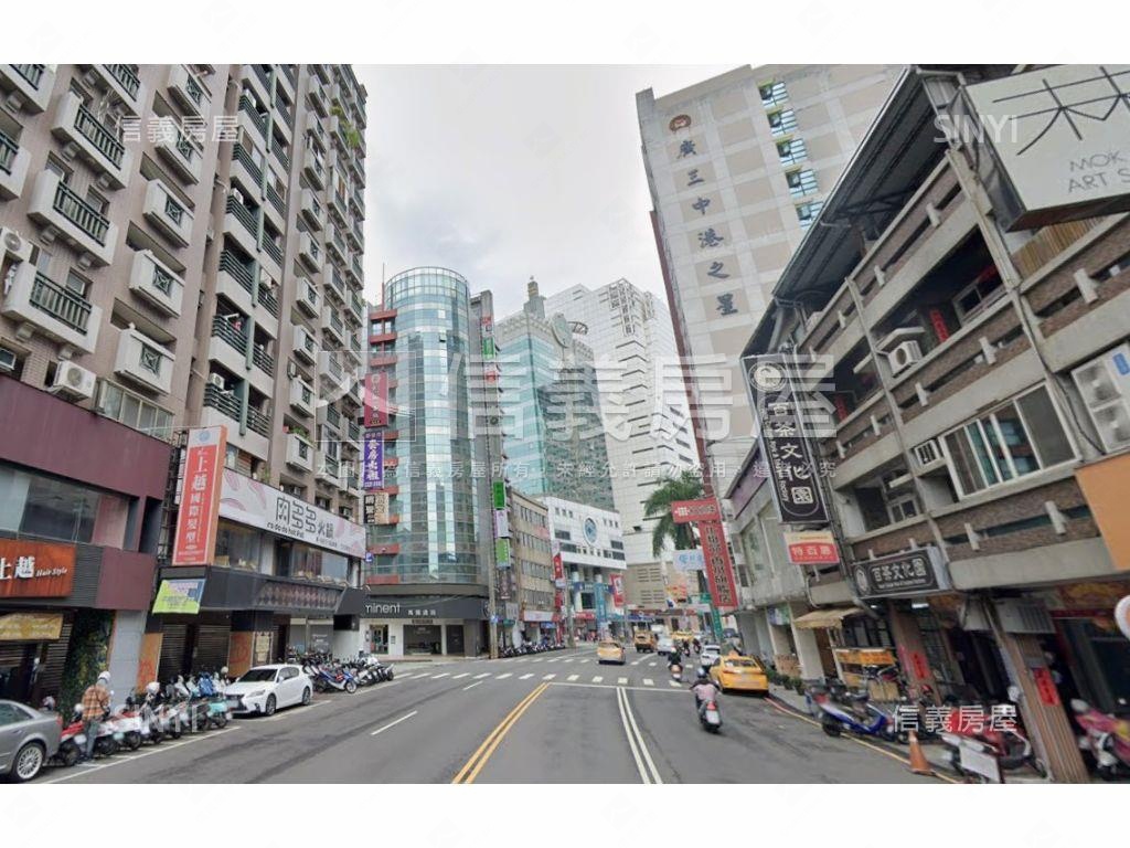 ｛角店｝近ＳＯＧＯ美村路房屋室內格局與周邊環境