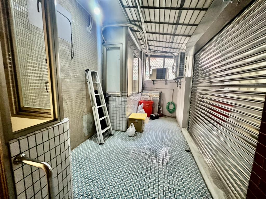 近新莊捷運站三房一樓房屋室內格局與周邊環境