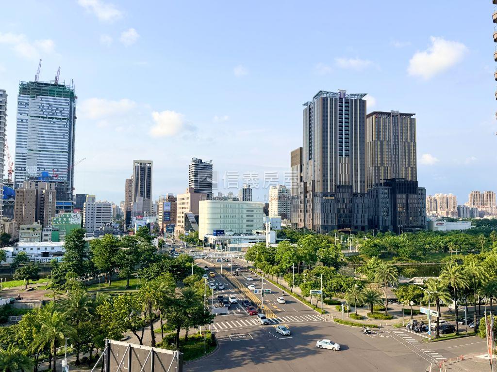 近捷運愛河之心景觀商辦房屋室內格局與周邊環境