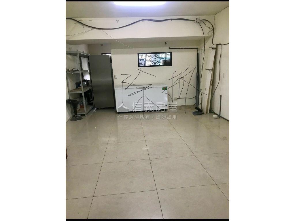 冠宇原創精誠路黃金店面房屋室內格局與周邊環境