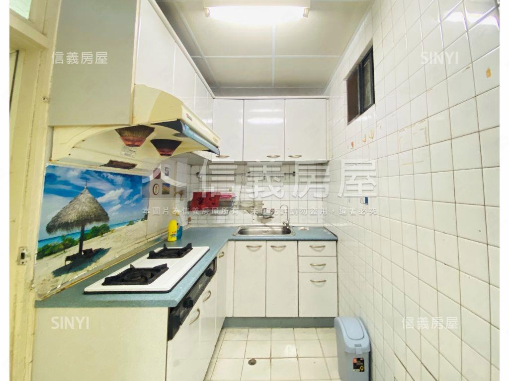 內湖捷運－稀有公寓３樓房屋室內格局與周邊環境