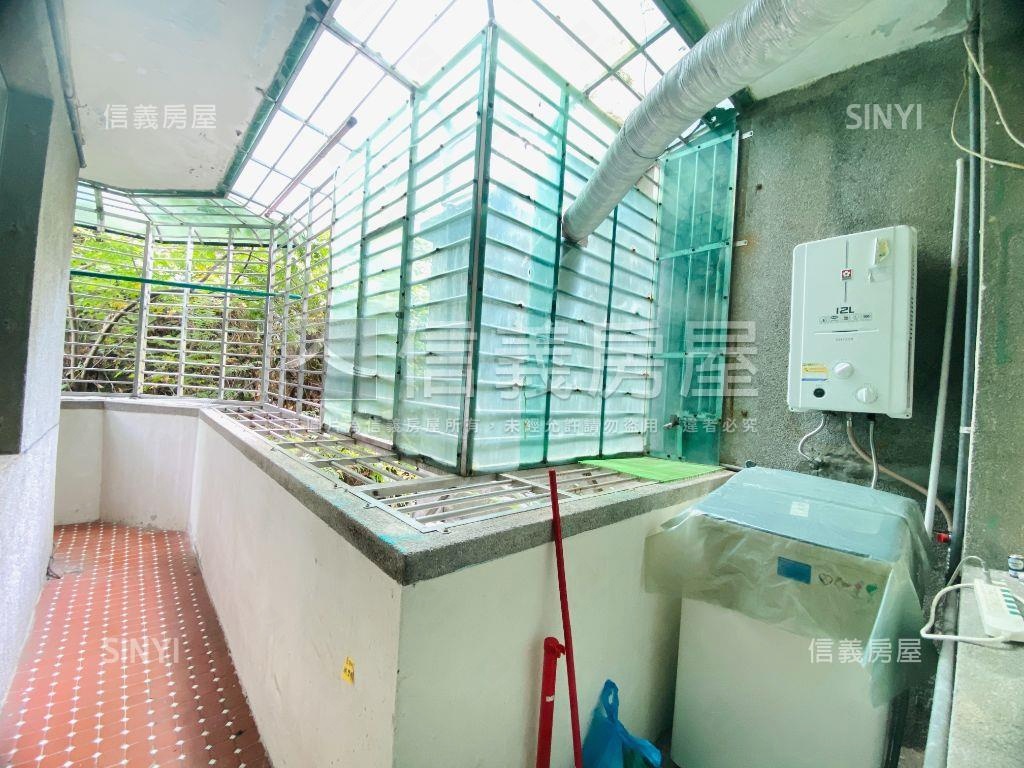 內湖捷運－稀有公寓３樓房屋室內格局與周邊環境