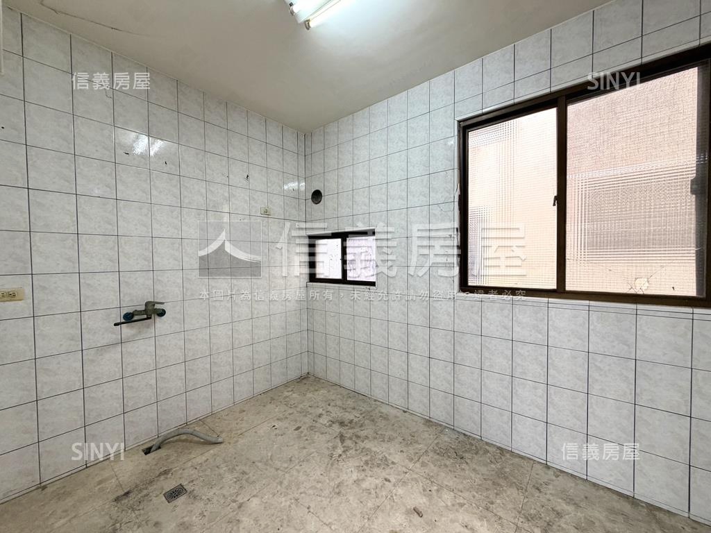 專約‧活巷優質車庫透天房屋室內格局與周邊環境