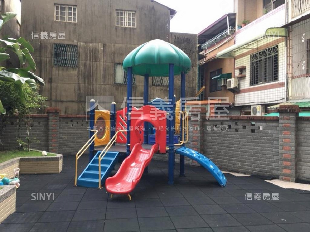 加樂富三房平車房屋室內格局與周邊環境